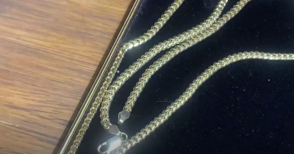 Nuragold 4mm Solid Miami Cuban Link Chain